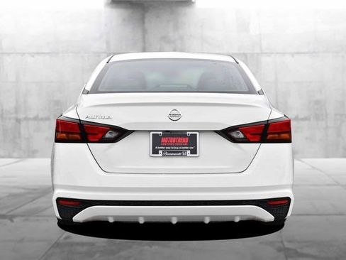 Used 2022 Nissan Altima 2.5 S FWD image 6