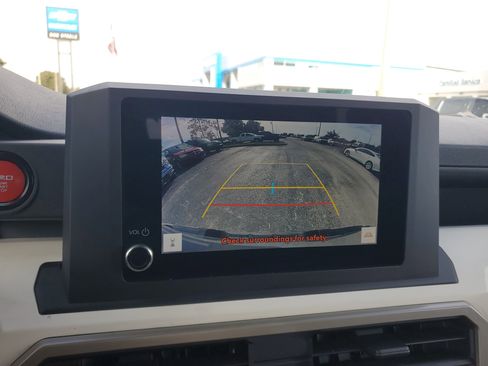 Used 2024 Toyota Tacoma TRD Off-Road image 27