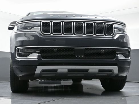 Used 2024 Jeep Wagoneer Series II w/ Flexible Seating Group image 52