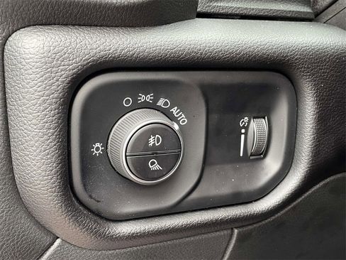 Used 2024 RAM 2500 Big Horn w/ Bed Utility Group image 26