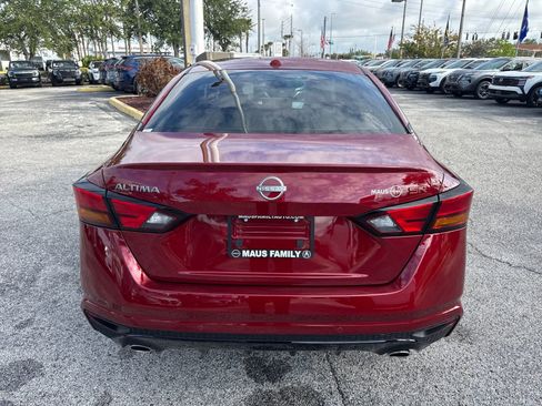 New 2025 Nissan Altima 2.5 SR image 7