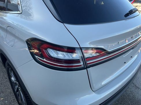 Used 2022 Lincoln Nautilus Reserve image 34