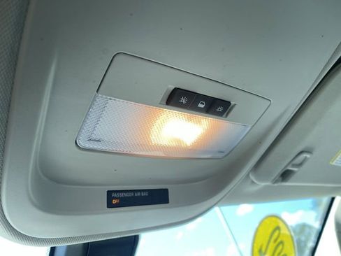 Used 2022 Chevrolet Colorado W/T image 32