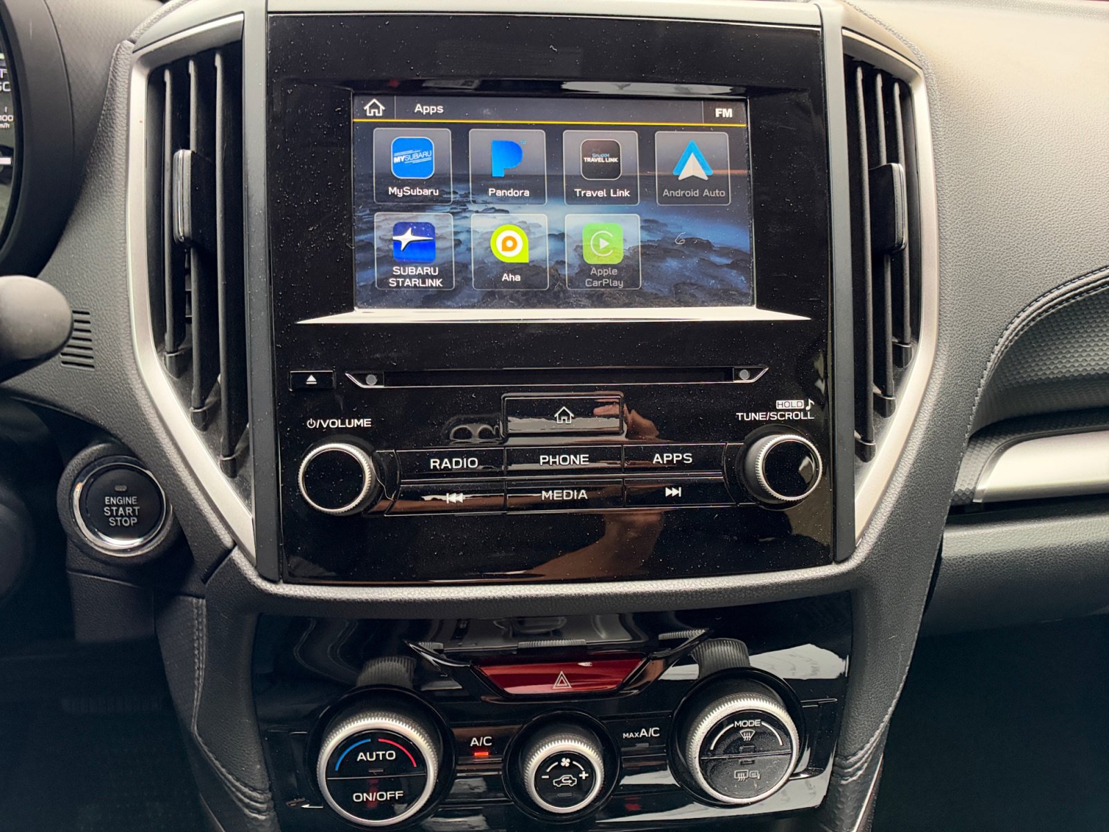 Used 2019 Subaru Forester Premium AWD/4WD image 12