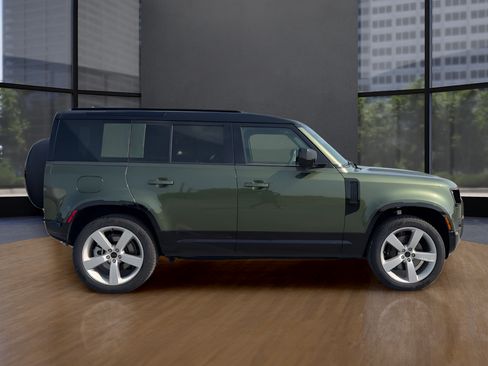 New 2026 Land Rover Defender 110 X-Dynamic SE AWD/4WD image 4