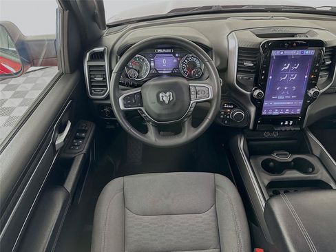 Used 2025 RAM 1500 Big Horn AWD/4WD image 2
