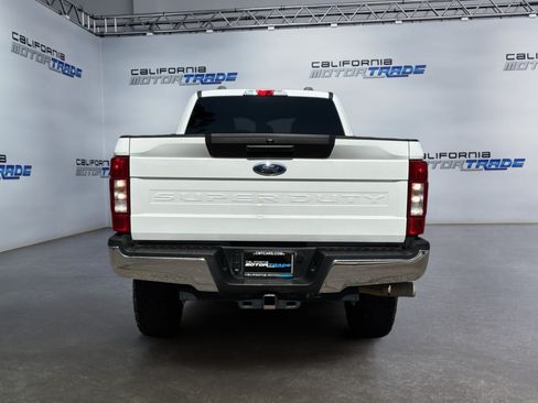 Used 2022 Ford F250 XLT AWD/4WD image 6