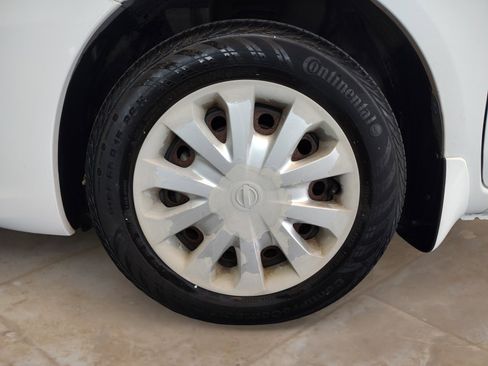 Used 2017 Nissan Versa SV FWD image 24