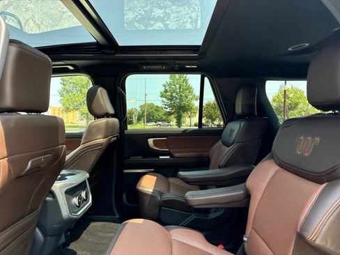 Used 2025 Ford Expedition Max King Ranch AWD/4WD image 23