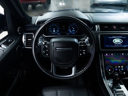 Used 2019 Land Rover Range Rover Sport HSE Dynamic image 12