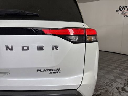 Used 2026 Nissan Pathfinder Platinum image 35