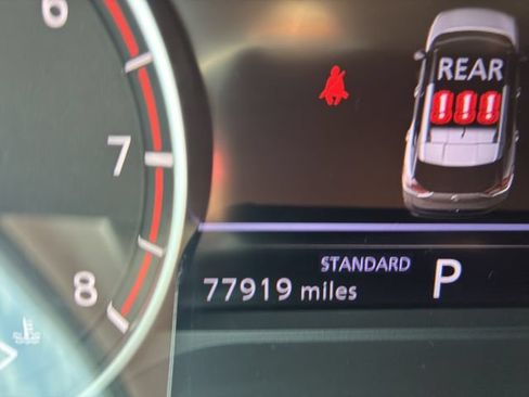 Used 2023 Nissan Rogue S FWD image 17