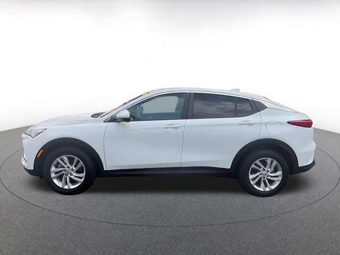 Used 2025 Buick Envista Preferred image 8