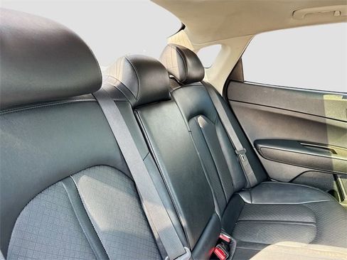 Used 2019 Kia Optima EX w/ EX Premium Package image 30