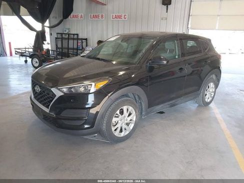 Used 2021 Hyundai Tucson SE FWD image 2
