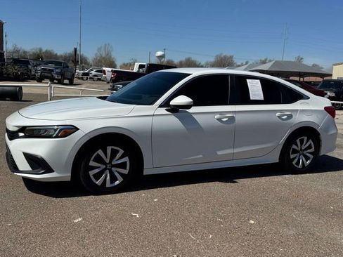 Used 2022 Honda Civic LX image 3