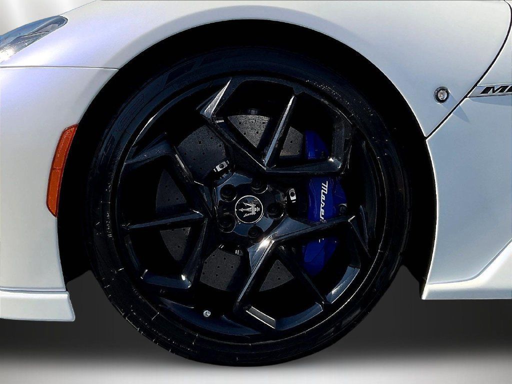 Used 2022 Maserati MC20 Coupe RWD image 29