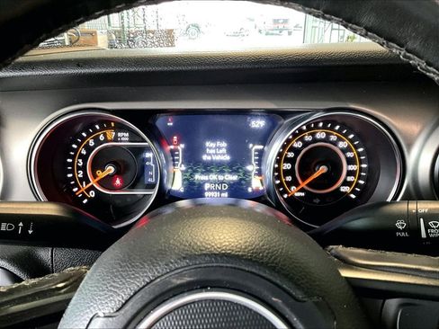 Used 2021 Jeep Gladiator Sport AWD/4WD image 25