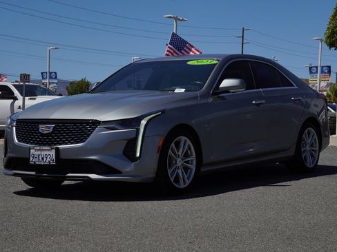 Used 2023 Cadillac CT4 Luxury w/ Cold Weather Package RWD image 8