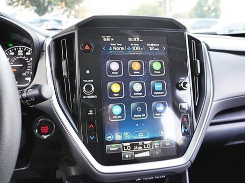 Used 2024 Subaru Crosstrek 2.0i Premium image 24