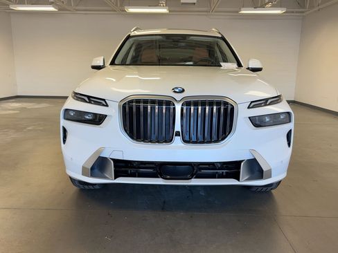 New 2026 BMW X7 xDrive40i image 5