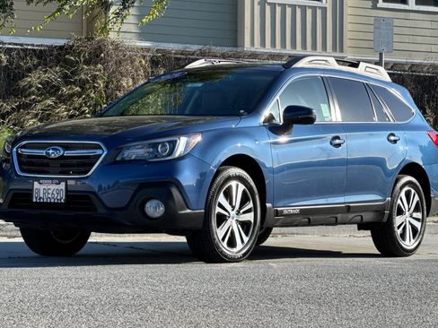 Used 2019 Subaru Outback 2.5i Limited AWD/4WD image 8