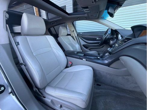 Used 2010 Acura ZDX w/ Technology Package AWD/4WD image 4