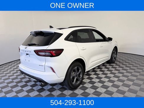Used 2023 Ford Escape ST-Line AWD/4WD image 8