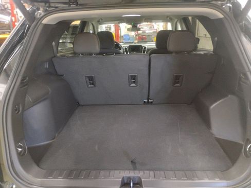 Used 2024 Chevrolet Equinox LT image 21