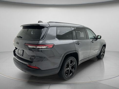 Used 2023 Jeep Grand Cherokee L Laredo AWD/4WD image 3