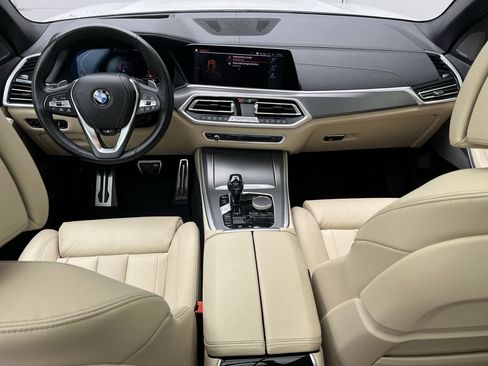 Used 2021 BMW X5 xDrive40i w/ Premium Package 2 image 4