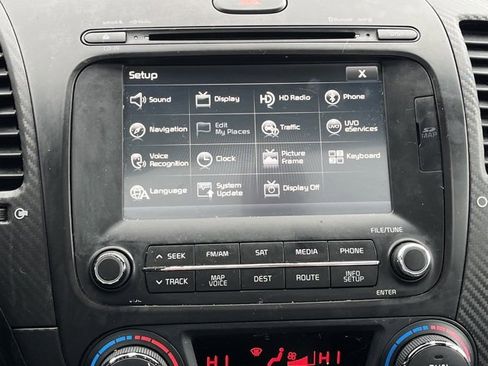 Used 2016 Kia Forte Koup EX w/ EX Premium Package image 41