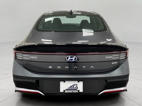New 2026 Hyundai Sonata SEL FWD image 4