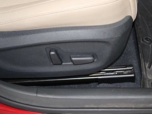 Used 2015 Hyundai Sonata Limited w/ Option Group 06 FWD image 24