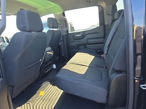 Used 2022 Chevrolet Silverado 1500 Custom Trail Boss w/ Safety Confidence Package image 8