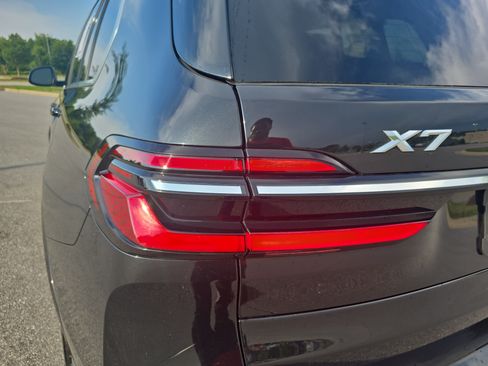 Used 2026 BMW X7 xDrive40i AWD/4WD image 36