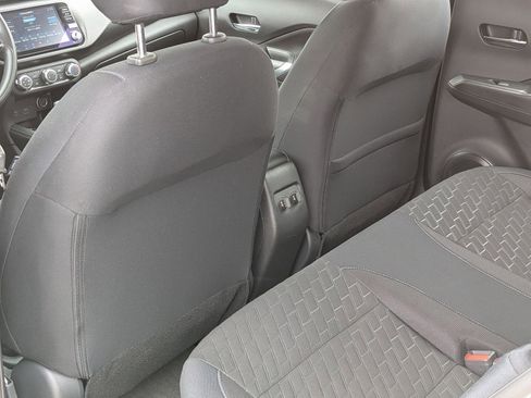 Certified 2023 Nissan Kicks SV FWD image 28
