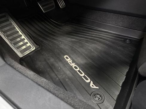 Used 2023 Honda Accord Sport image 30