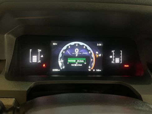 Used 2024 Toyota Tacoma 2WD Double Cab image 29