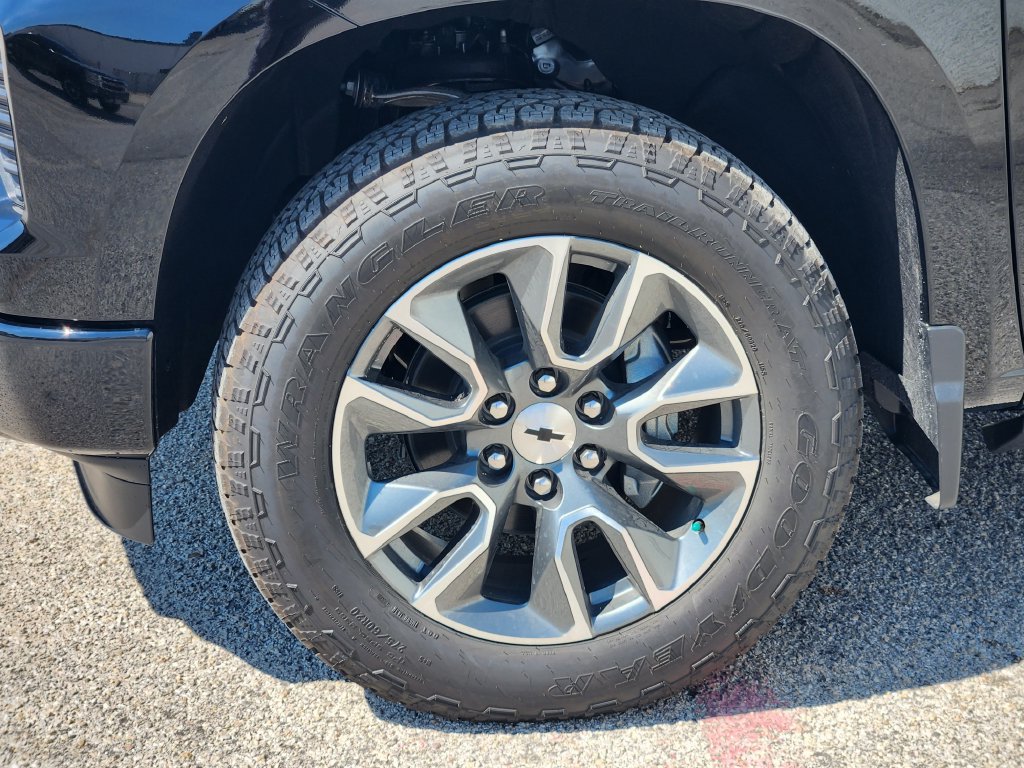 New 2026 Chevrolet Silverado 1500 RST AWD/4WD image 9