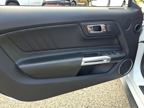 Used 2015 Ford Mustang Premium RWD image 19