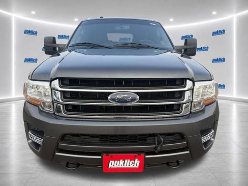 Used 2016 Ford Expedition EL XLT w/ Equipment Group 202A AWD/4WD image 2