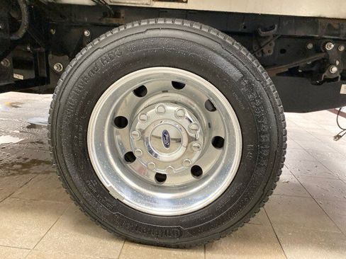 Used 2023 Ford F450 Lariat AWD/4WD image 28