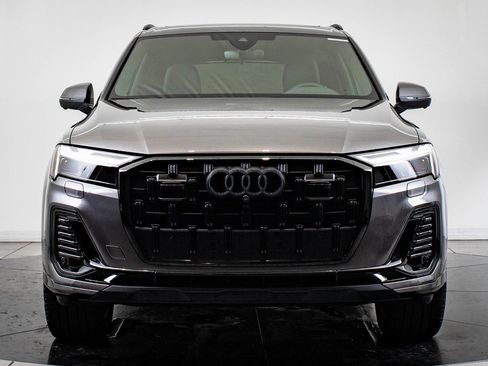 Certified 2025 Audi Q7 2.0T Premium Plus w/ Premium Plus Package image 2
