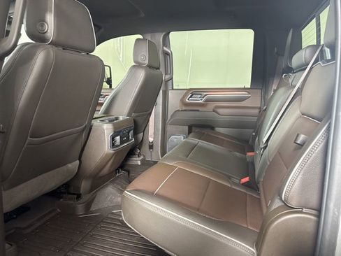 Used 2024 GMC Sierra 2500 Denali w/ Technology Package image 12