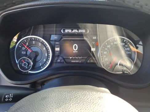 Certified 2023 RAM 1500 Big Horn AWD/4WD image 17