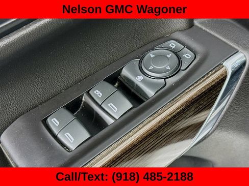 Used 2020 Chevrolet Silverado 1500 LT w/ All-Star Edition AWD/4WD image 17