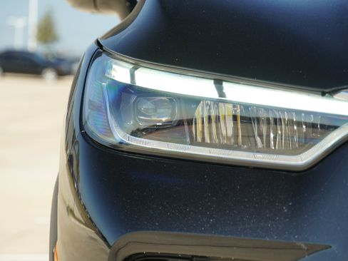 Certified 2025 INFINITI QX60 Luxe image 2