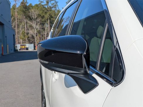 Used 2024 Subaru Ascent Limited w/ Technology Package image 13