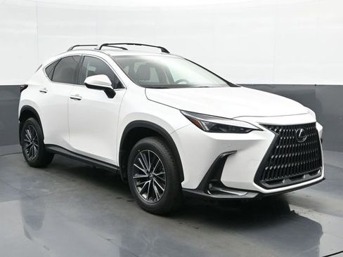Used 2024 Lexus NX 250 FWD w/ Cold Area Package image 2
